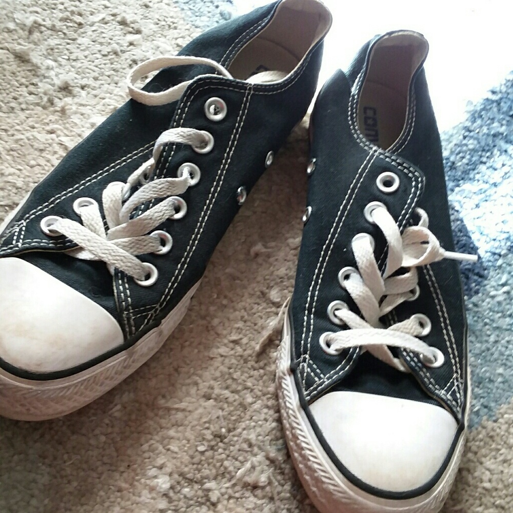 Women's shoes